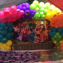 Encanto Balloon Decoration 