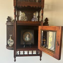 Hanging Wall Cabinet