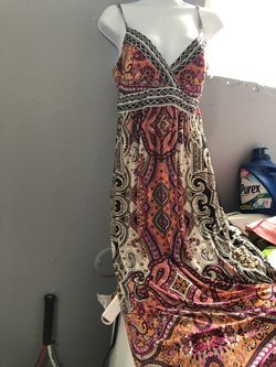 New long dress size Medium with tags
