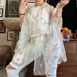 vintage swiss dot netting w pink & gold floral needlework wrap / scarf