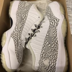 2016 Air Jordan 11 Low IE “Cobalt” Size 10