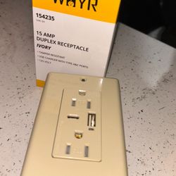 WHYR 15 AMP DUPLEX RECEPTACLE 