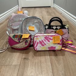 Girls’ purses and bags
