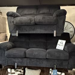 2Pc Black Sofa And Loveseat 