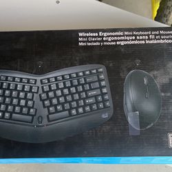 Assessor Wireless Mini Keyboard And Mouse 