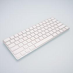 Apple Magic Keyboard A1644