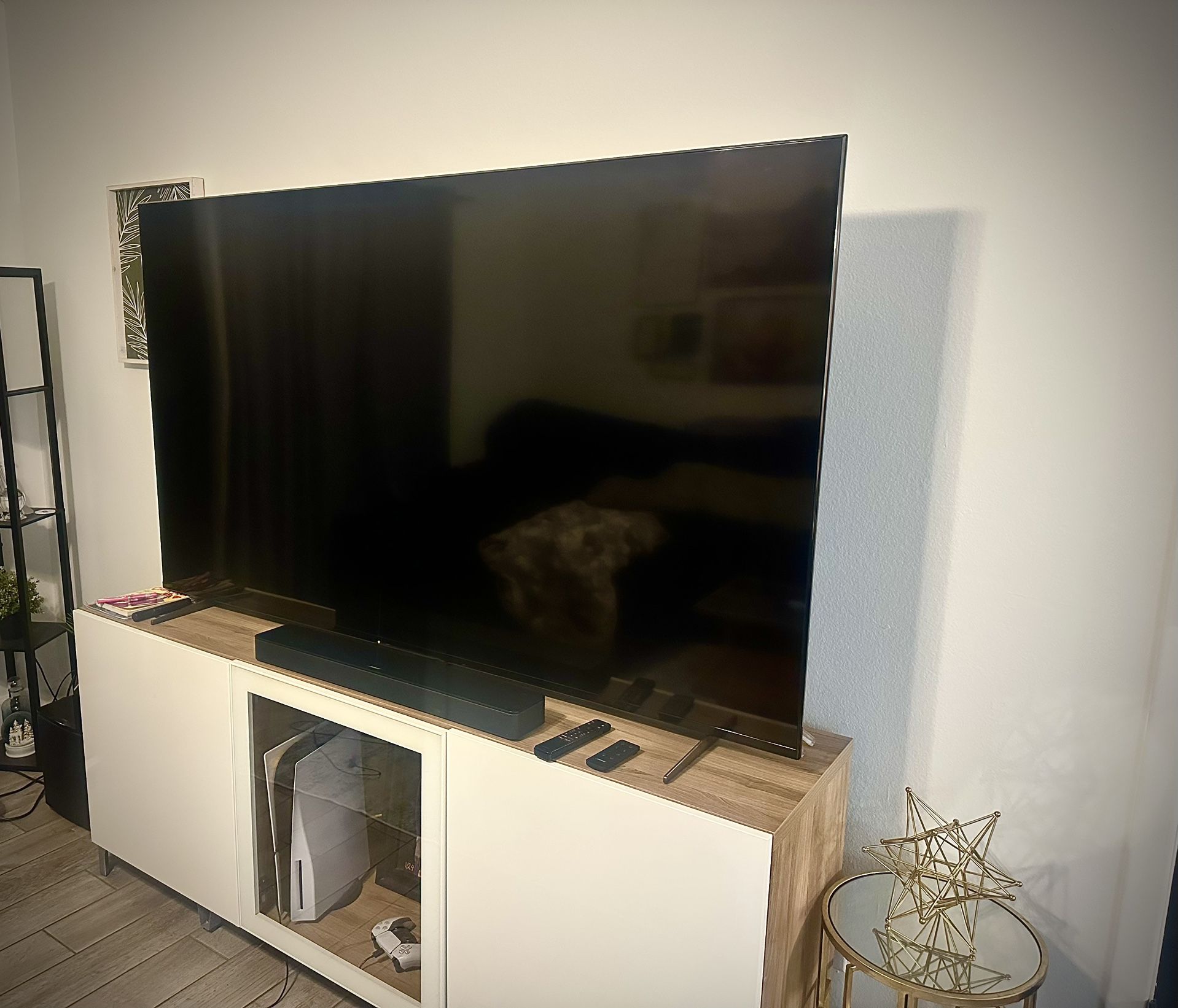 75in Sony 4K & Bose Soundbar W/sub