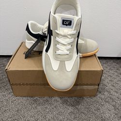 Sneakers by DE FLORANCE