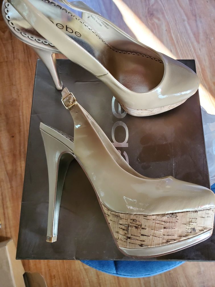 Bebe Betty nude size 8 platform heels new