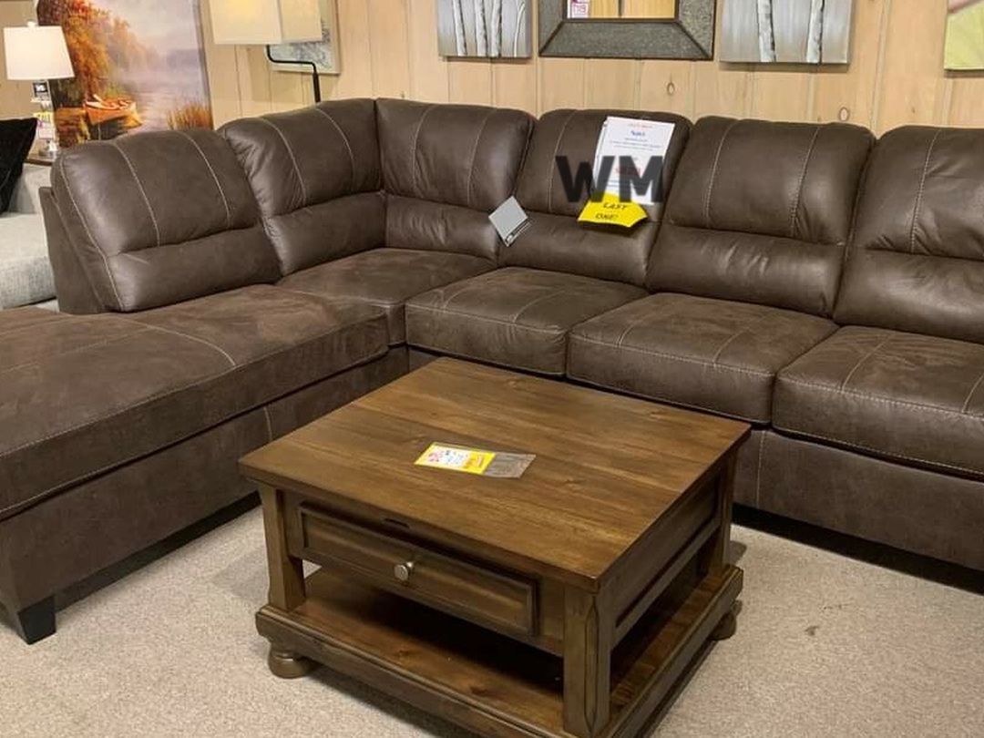 Navi Chestnut RAF Sectional /couch /Living room set