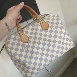 Louis Vuitton Hand Bag 