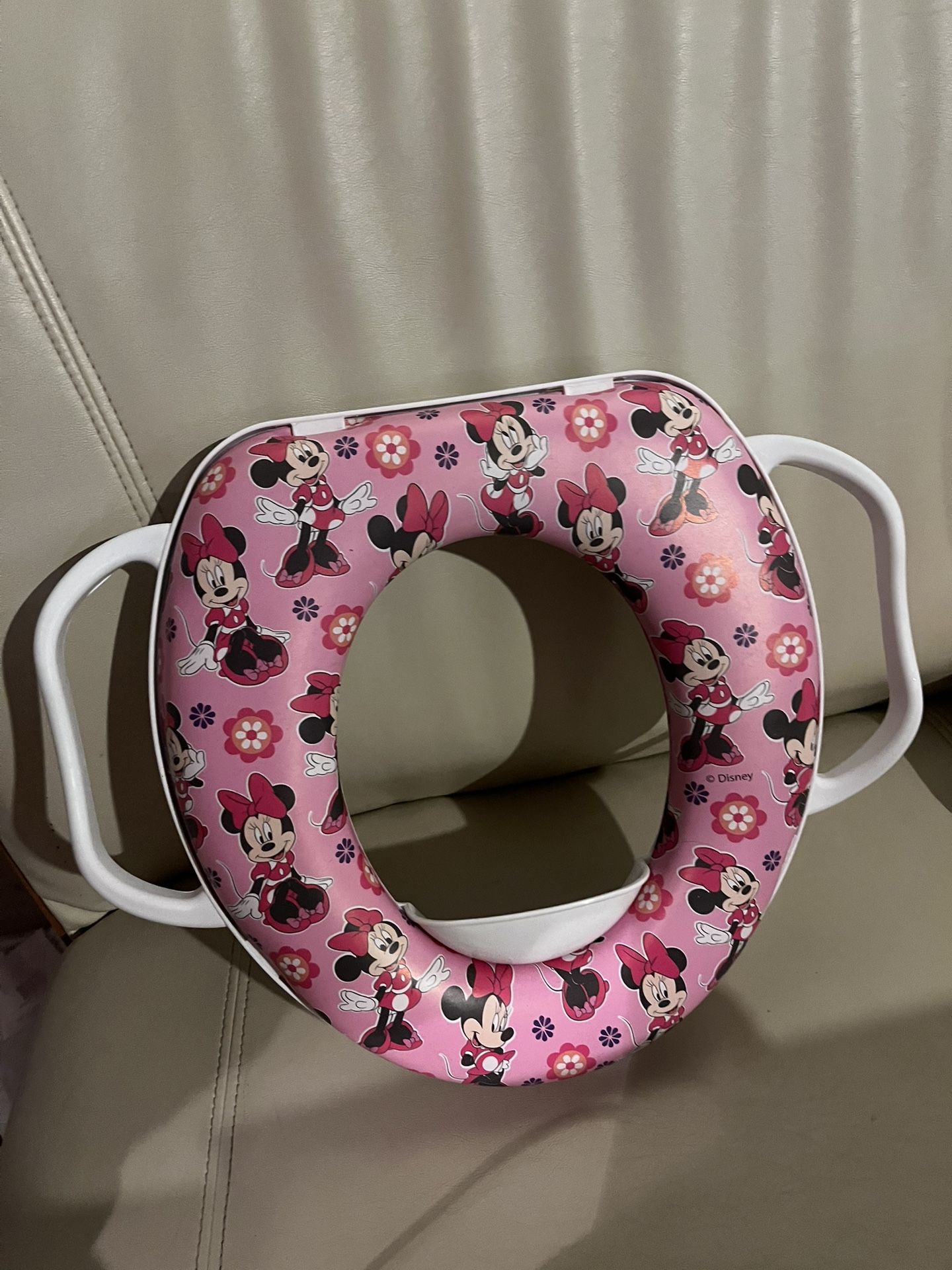 Minnie Toilet Seat