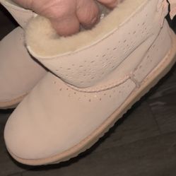 UGG Boots Women’s Size 7, Youths Size 5