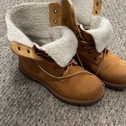 Fur timbs outlet