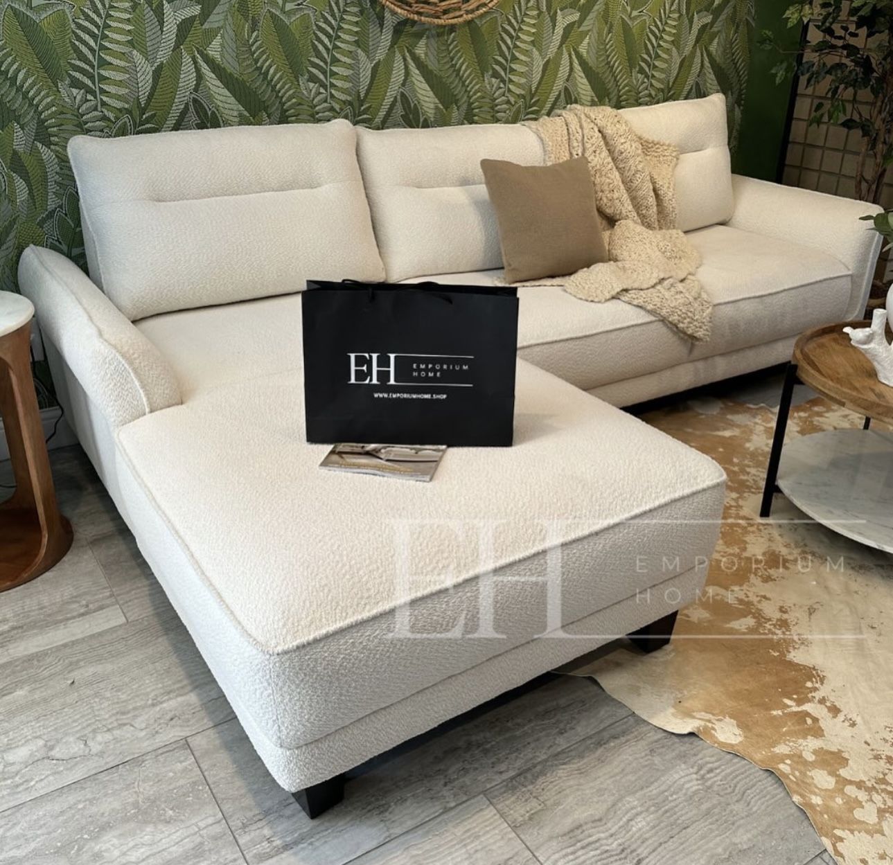 White Boucle Modern Sofa Sectional 🔥FINANCING AVAILABLE 