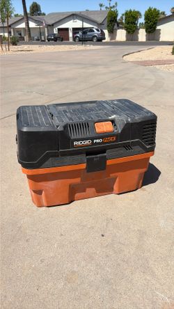 RIDGID shop vacuum