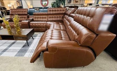 Temmpton Costumize Leather Sectional Couch Set Only $39 Down Payment 👉 PLEASE ASK FOR JON GREEN WHEN YOU ARRIVE!