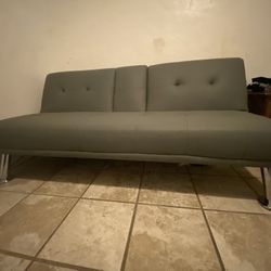 Futon With Cup holders 