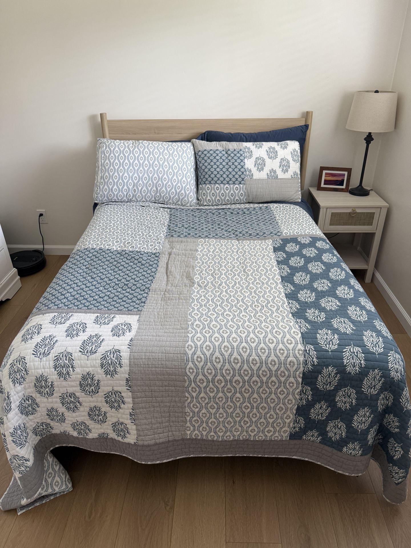 Sealy PosturePedic Double bed with bed frame, box spring, and bed pad