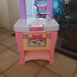  Small Disney  Princess Kitchenette 