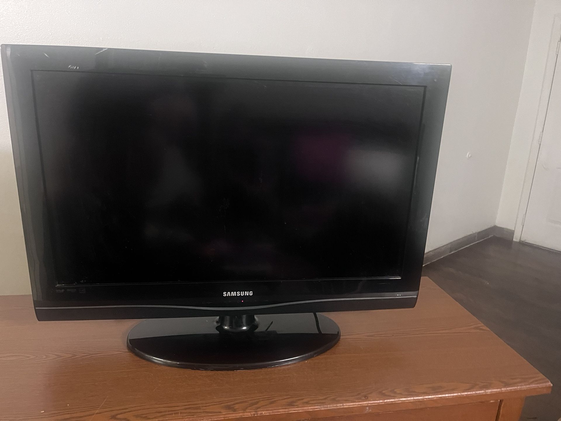 Samsung 32 Inch Lcd