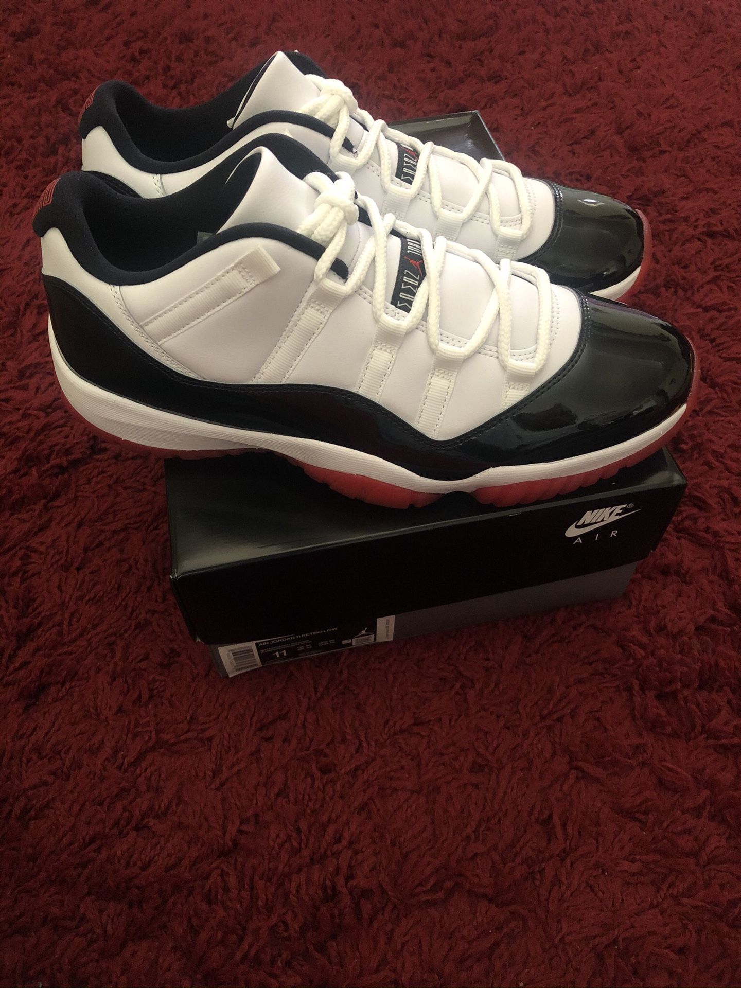 Air Jordan 11 Low Concord/Bred Sz 11