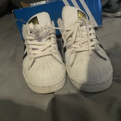 Addias Superstars Worn Few Times 10/5