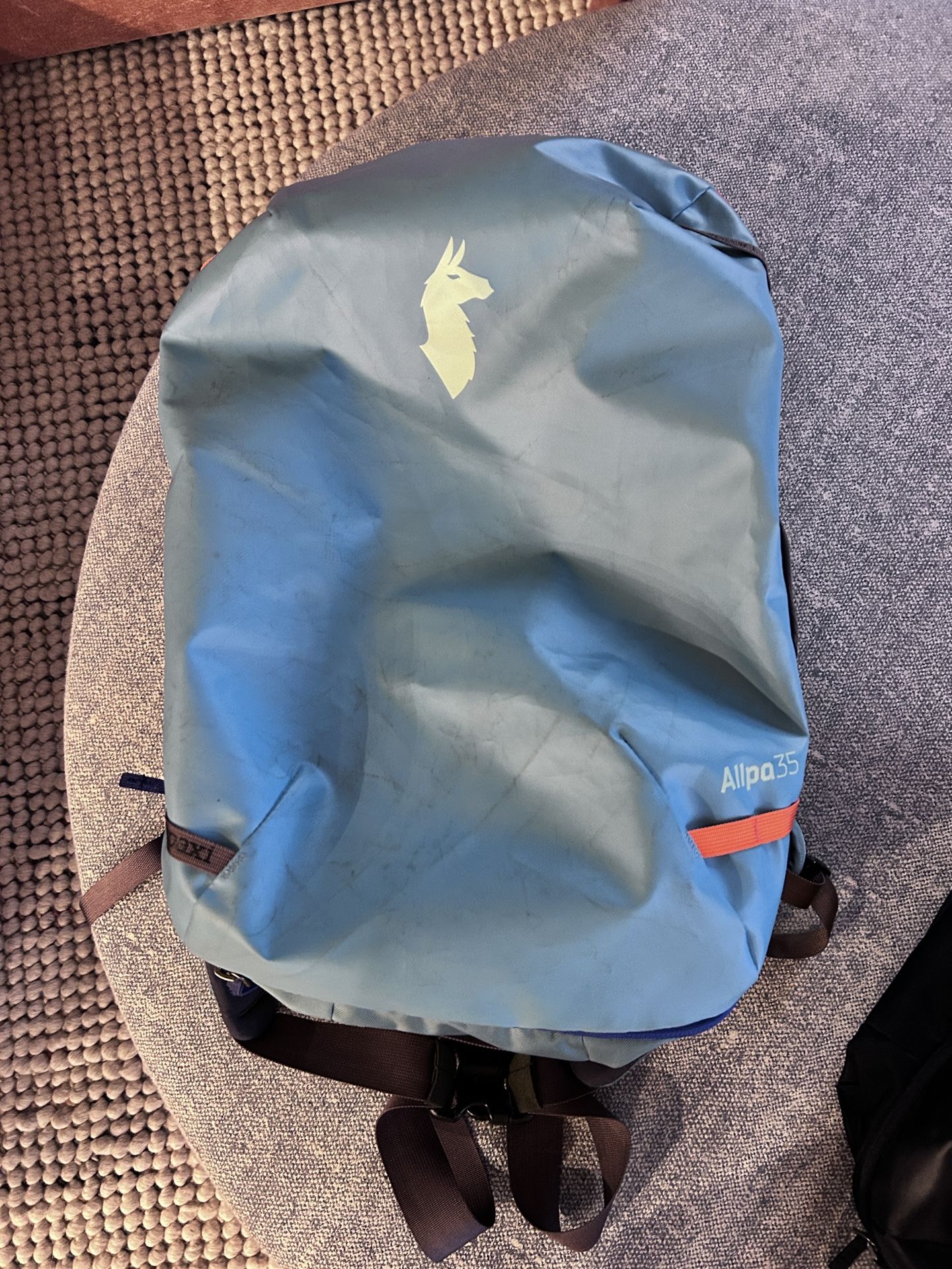 2 Cotopaxi Allpa 35L Travel Packs,  Turquoise and Black