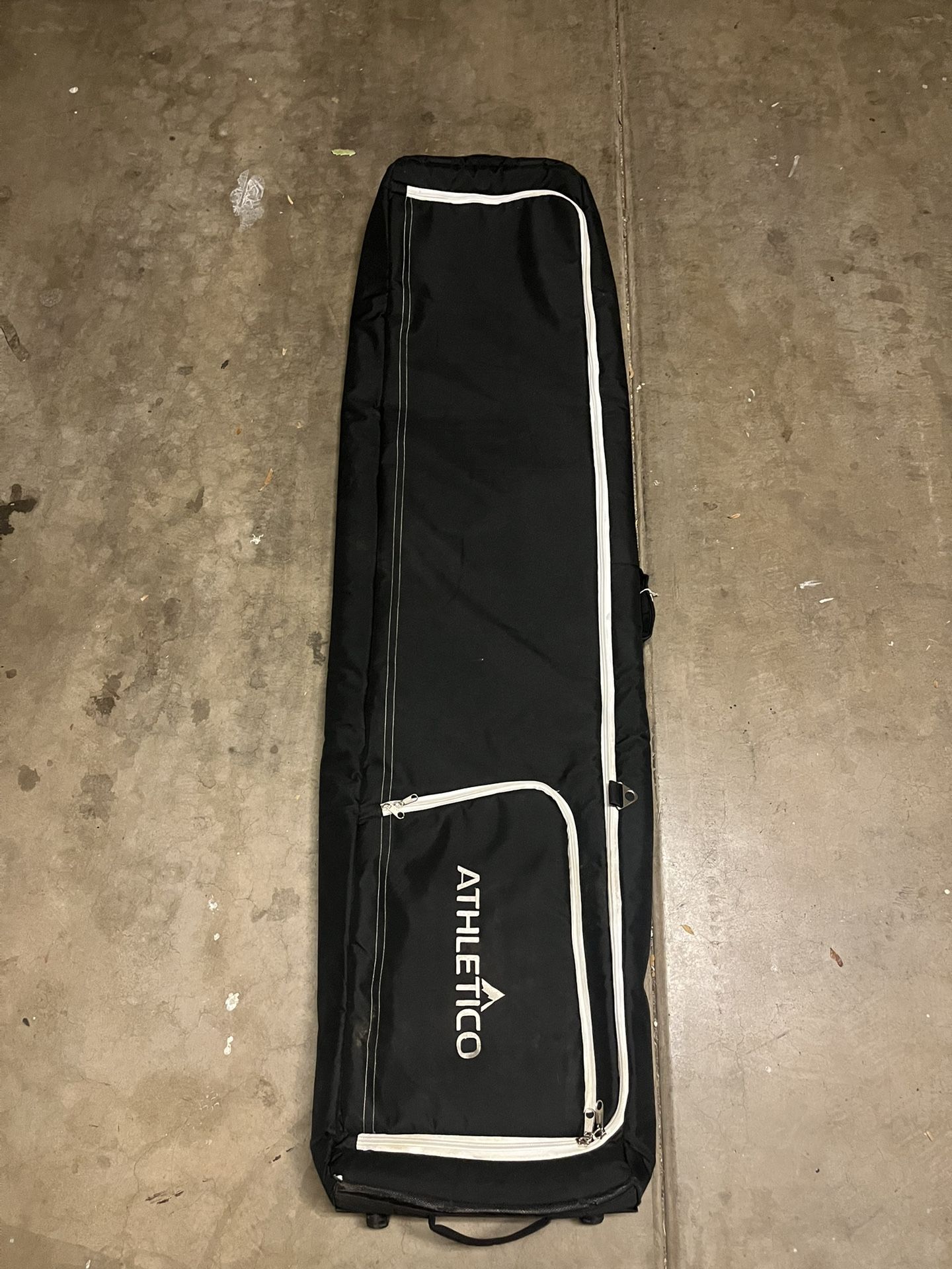 Snowboard Bag With Wheels. 175