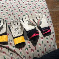 Goalie Gloves 