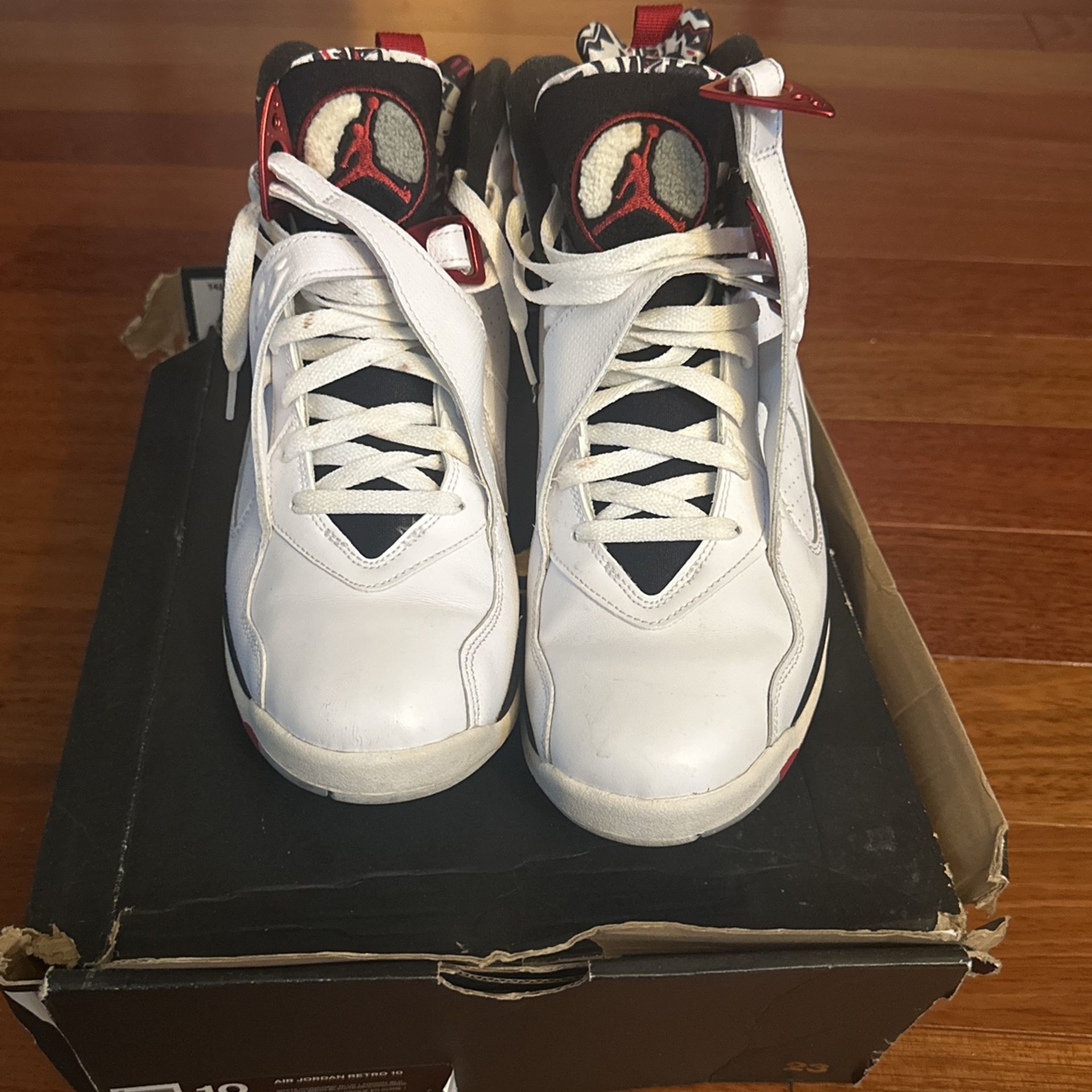 Jordan 8 Bugs Bunny (2013)