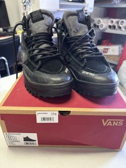 Vans x Gore-Tex Sk8-Hi MTE size 9.5 black