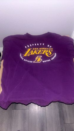 Vintage Lakers shirt