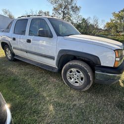 2003 Chevy Avalanche Parts Partes 