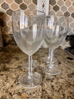 Wine Glass set of 4