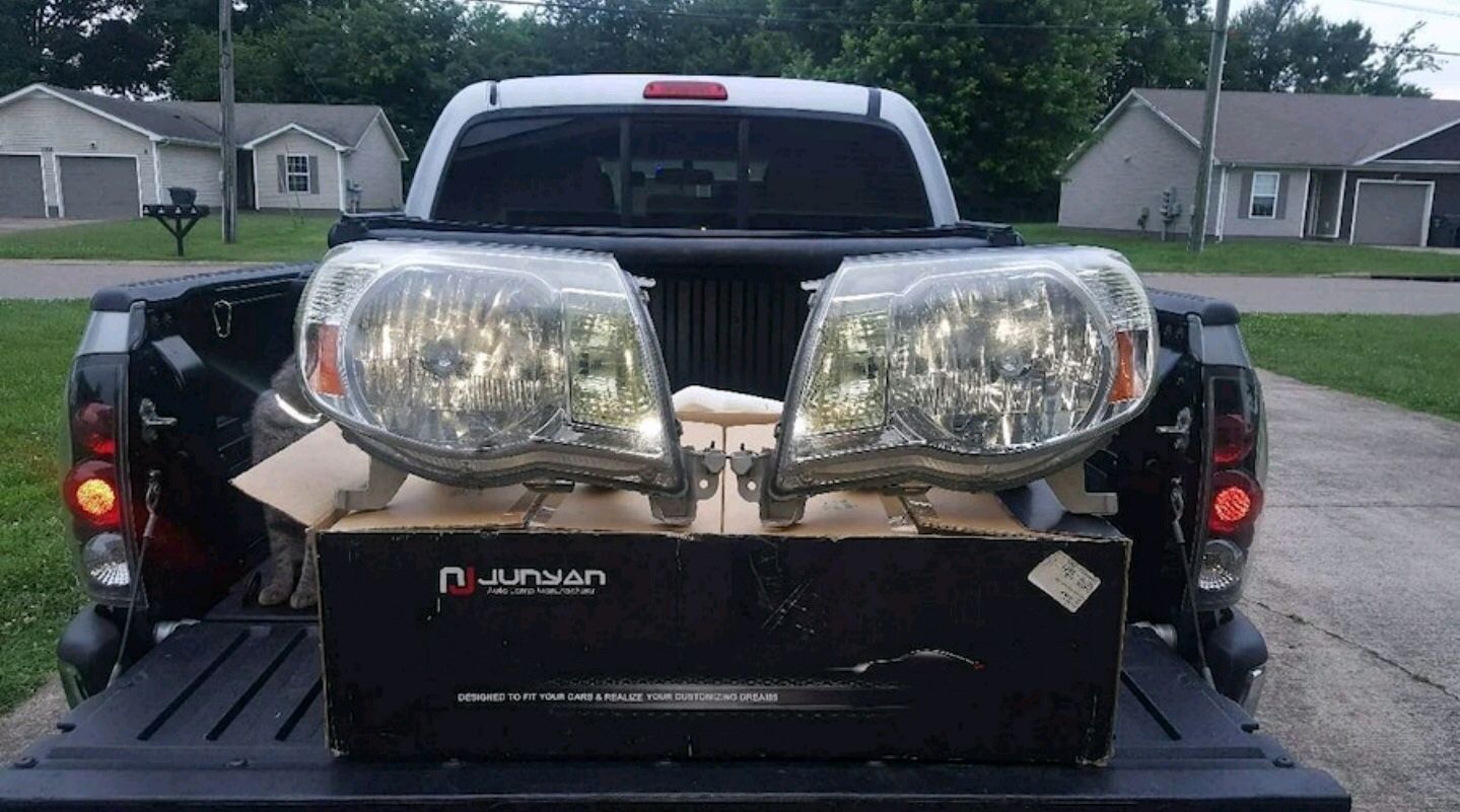 2008 Tacoma headlights, tail lights, mats