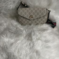 Gucci Sling Bag