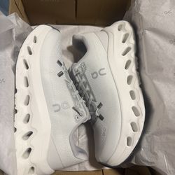 OC cloudtilt Woman Sneakers