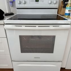 Amana 4 Burner Electric Range