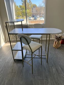 Bar Table