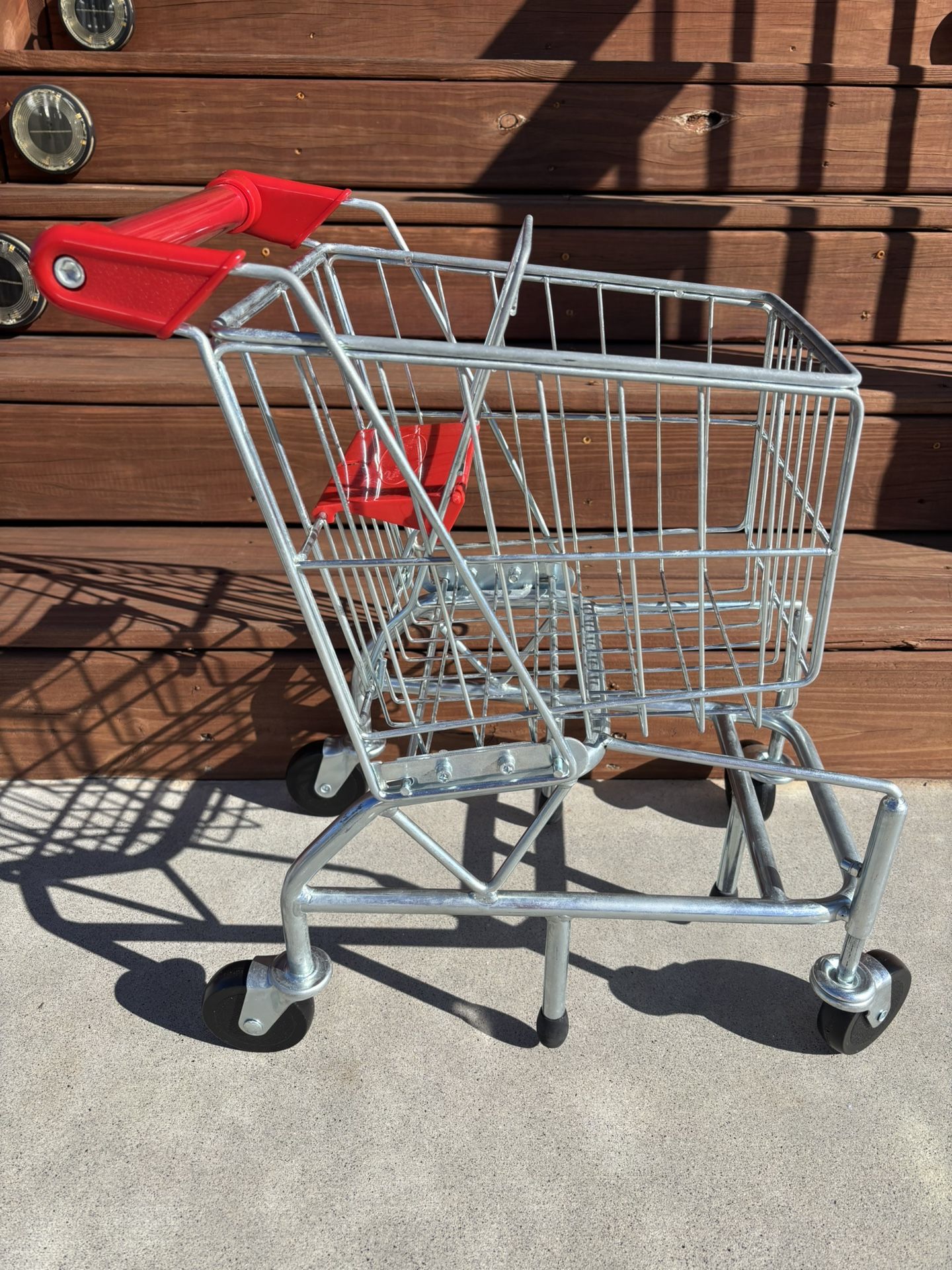 Melissa & Doug Shopping Cart