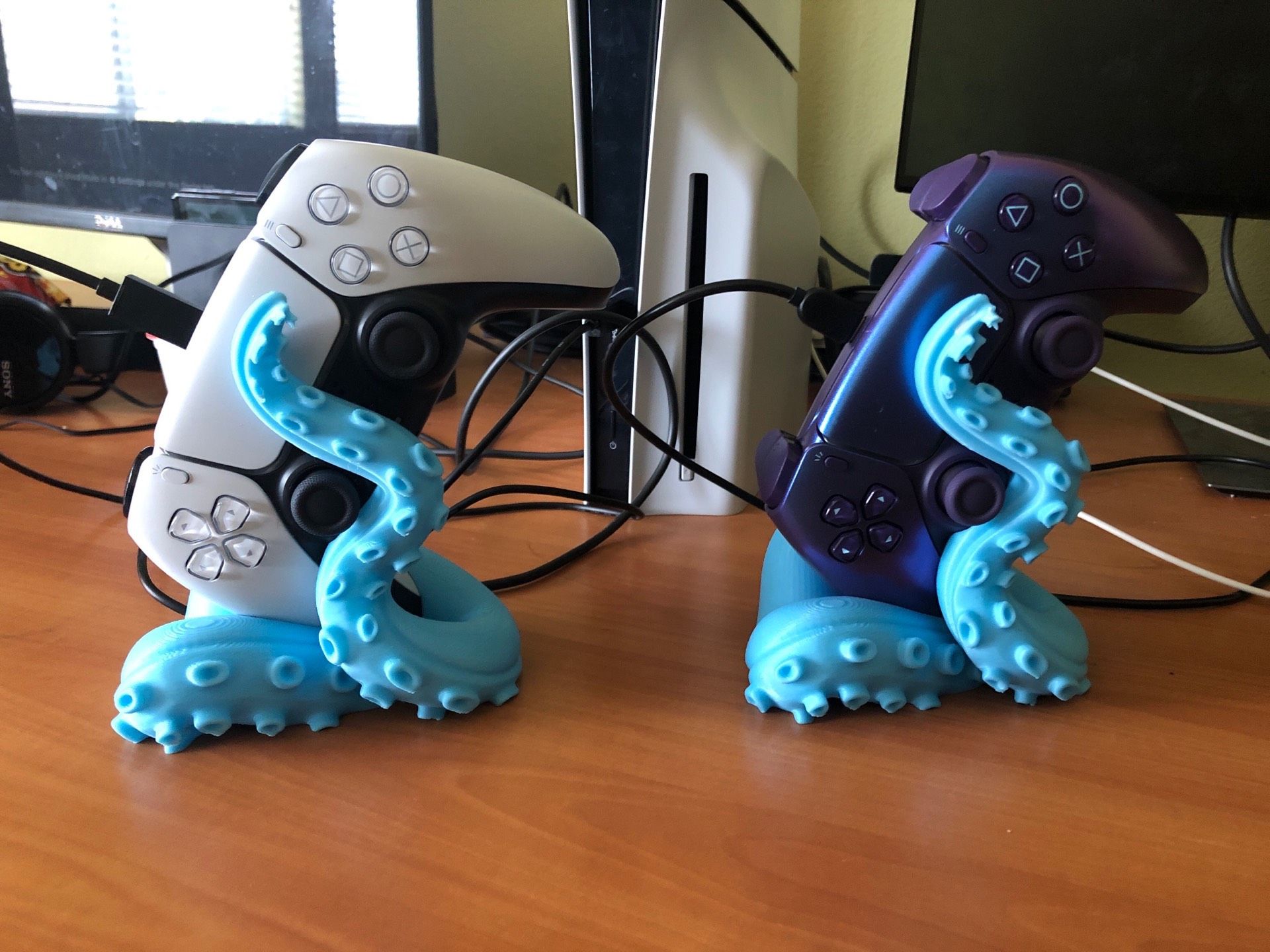 PS5 / Xbox Controller Stand