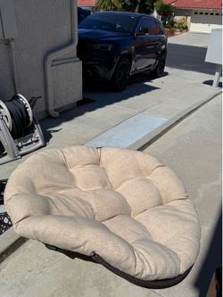 Papasan Circular Cushion Chair!!