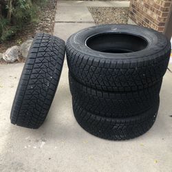 4 Brand New Blizzak DM-V2 P225/65R18