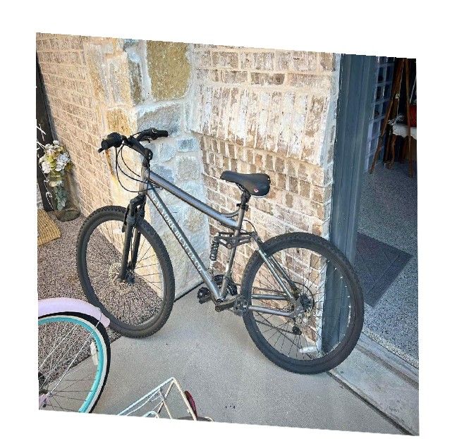 Regular Adult Bike - Smooth Cycling for Everyday Needs hit these