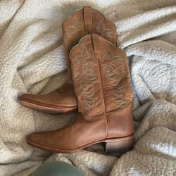 AUTHENTIC COWGIRL BOOTS