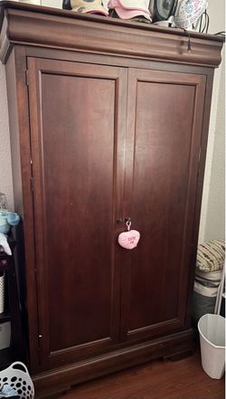 Closet dresser / cabinet