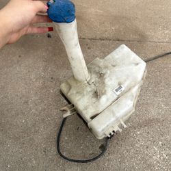 2013 Kia Forte Windshield Reservoir