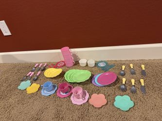 Toys - Plates Saucers 