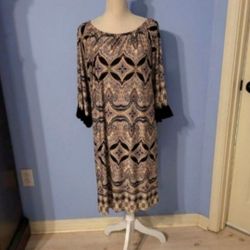Vision USA Medium Womens Dress 